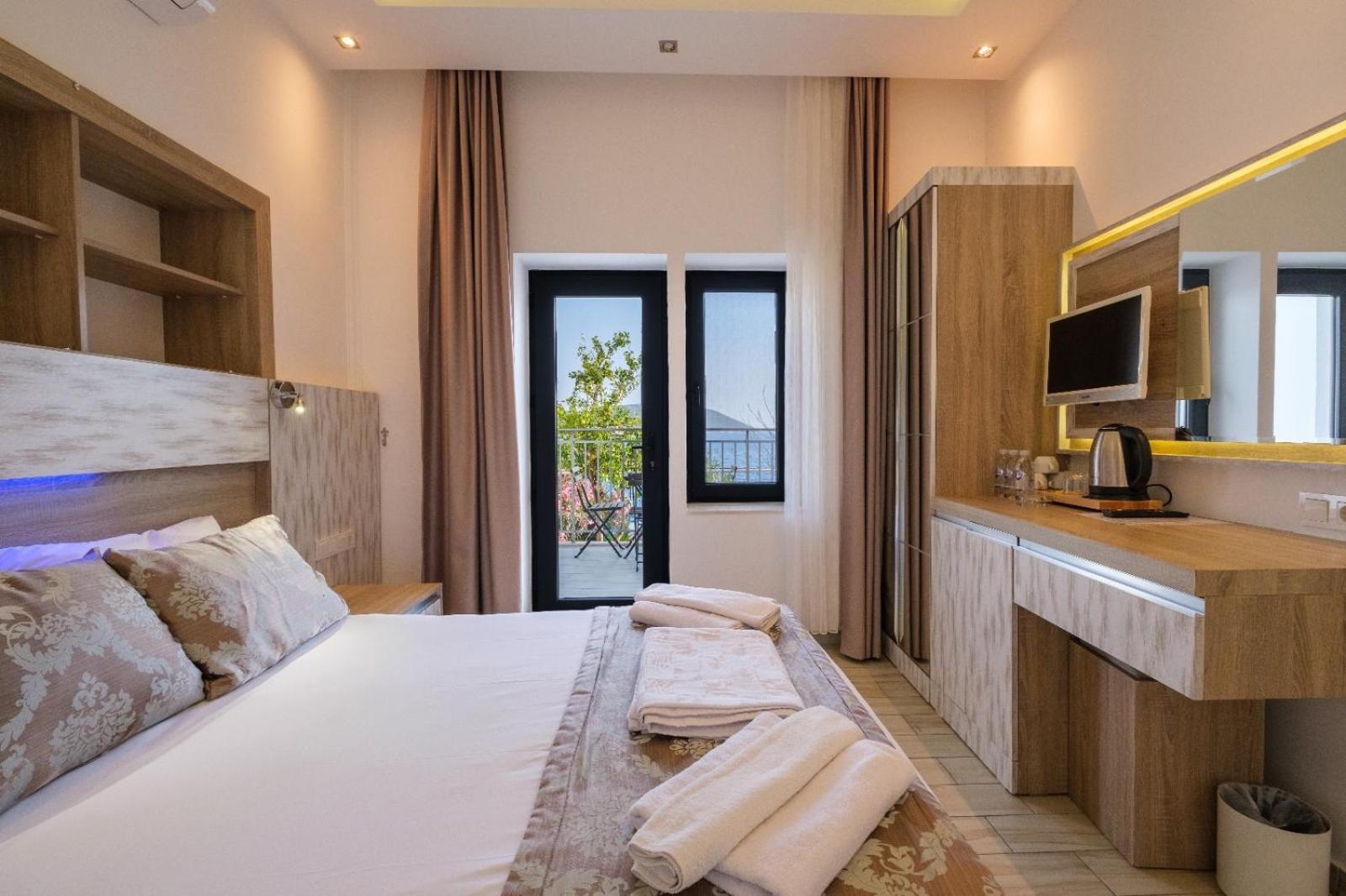 Sardunya Andifli Otel Kaş Eksteriør billede