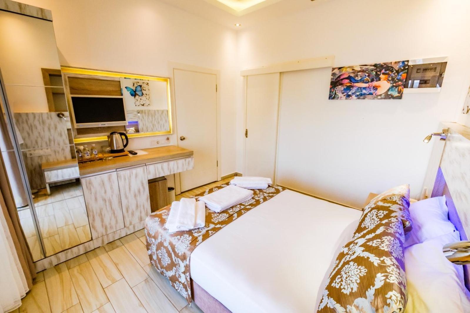 Sardunya Andifli Otel Kaş Eksteriør billede
